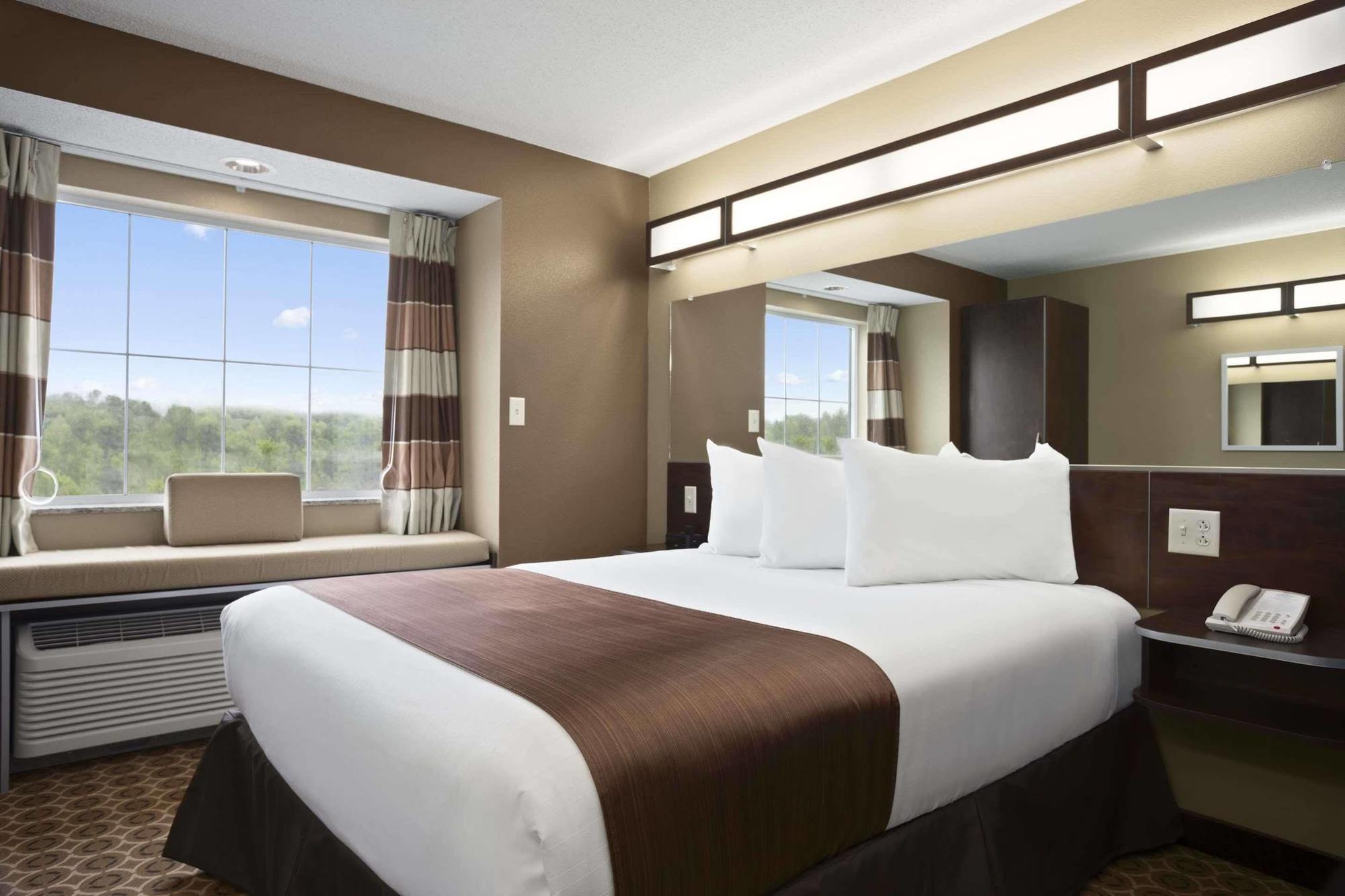 Hotel Sonesta Essential Fairmont Zewnętrze zdjęcie